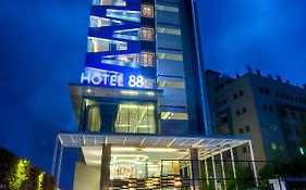 Hotel 88 Kopo Bandung By Wh
